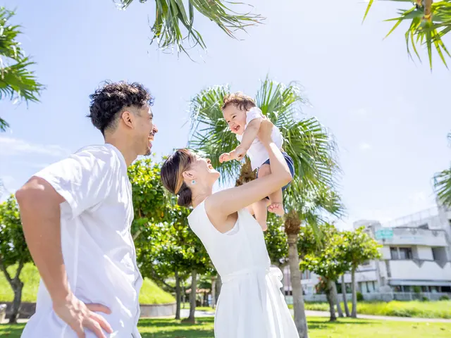 『愛のある楽しいお写真を!』平日は事前問合せ下さい!成人式の造花レンタルあり!
