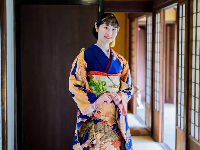 的確な体型補正で写真映え!ヘアアレンジ込着付。お支度もスムーズにおまかせください