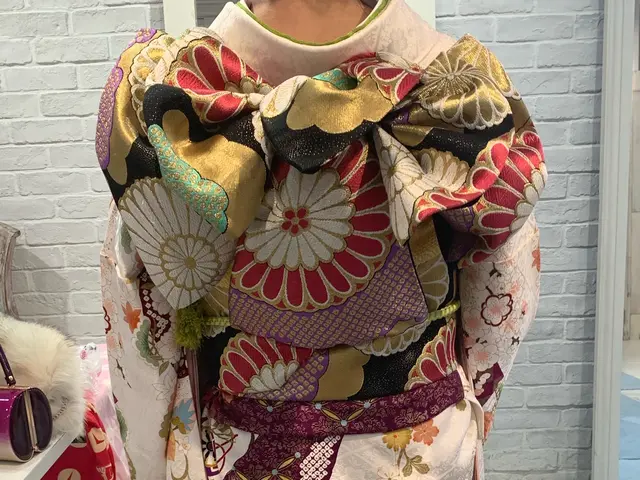 苦しくなく、華やいだ気持ちになる着付けを心がけております。《PayPay可》