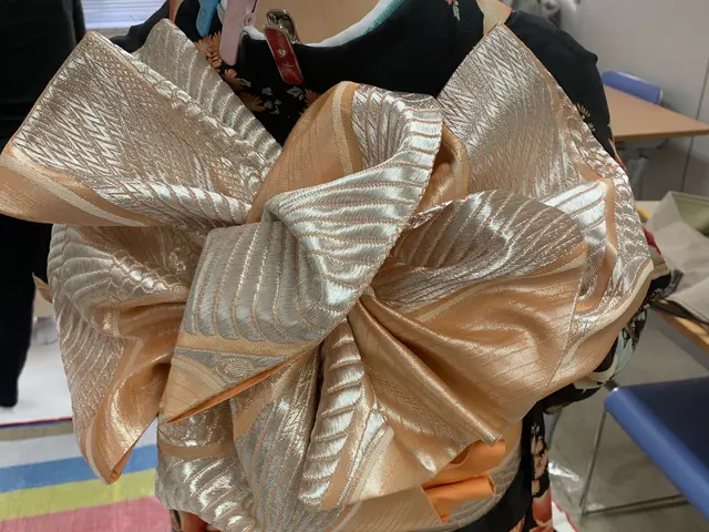 苦しくなく、華やいだ気持ちになる着付けを心がけております。《PayPay可》