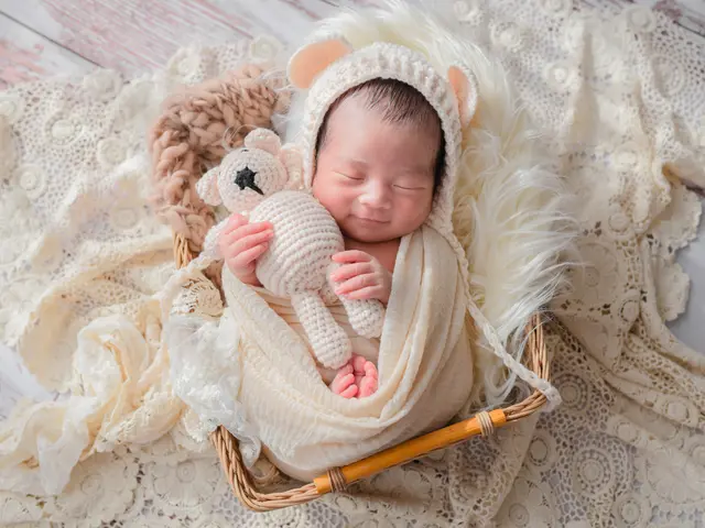今しかない新生児期赤ちゃんの瞬間を可愛いお写真に【ニューボーンフォト】