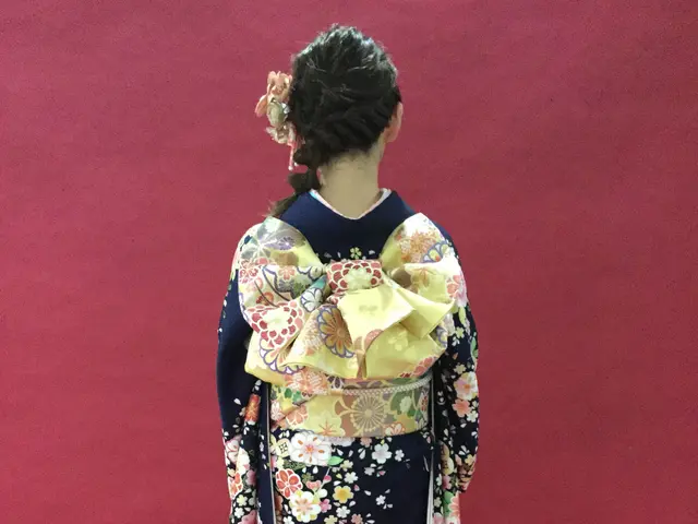 <着付け歴25年>早朝でも伺います!手早く苦しくない着付けに務めております。