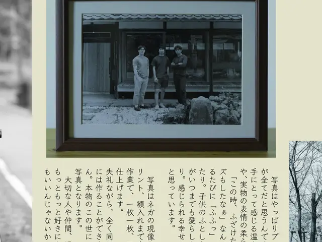 大判モノクロ写真活動  プリントした写真を温かな木の額縁でプレゼント!
