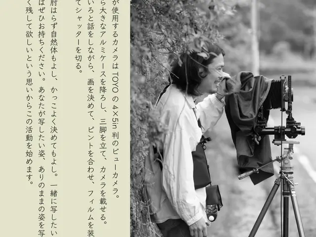 大判モノクロ写真活動  プリントした写真を温かな木の額縁でプレゼント!