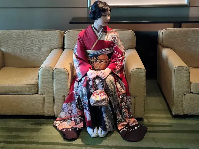 簡単ヘアセット付・和装トータルプロデュース・スタイリスト・着付け講師・現金払い