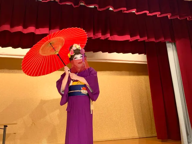 笑配師 花吹雪紫音の爆笑エンターテイメントショー!