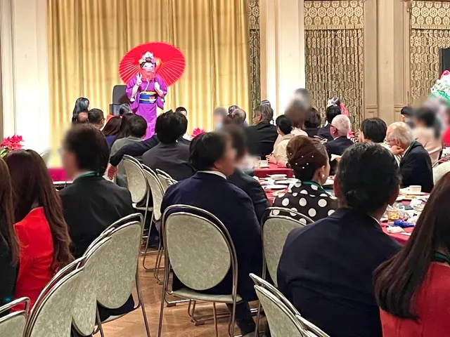笑配師 花吹雪紫音の爆笑エンターテイメントショー!