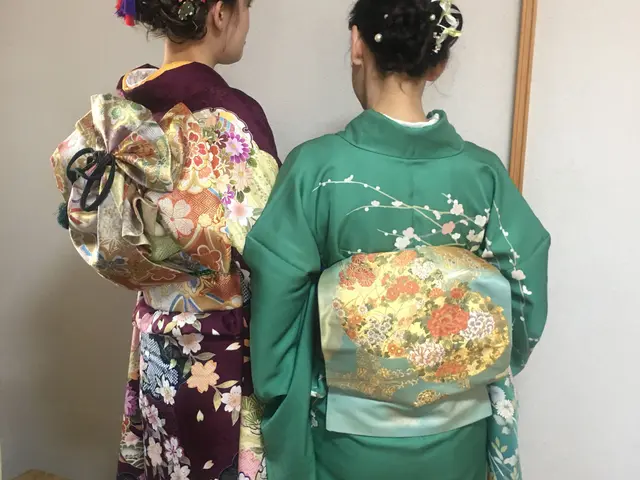 <大阪>ヘアーアレンジ込み!ベテランが着つけとヘアーセット同時に1時間で素敵に!