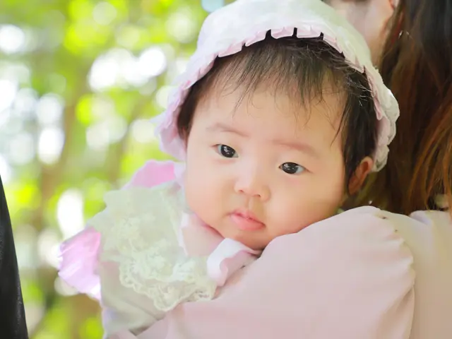 お子様の生まれて初めての記念日☆お子様大好きカメラマンがこの時の可愛いを撮影!