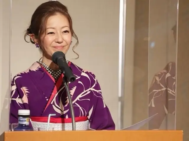 テレビ出演経験豊富!現役フリーアナウンサー笑顔を引き出す心温まる司会進行