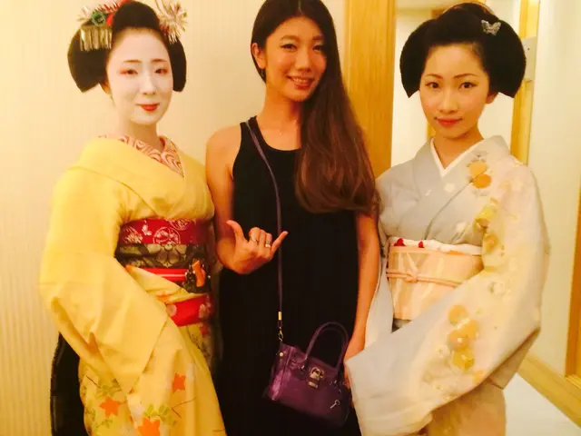《師範がお伺い》お一人お一人骨格に似合う着付差し上げます★ヘアセット込み★