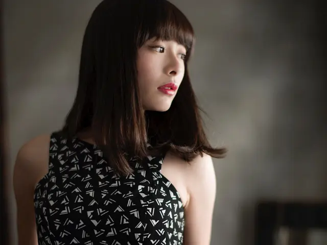 光の演出でお客さまの魅力が伝わる自然体で印象深い写真を撮影いたします