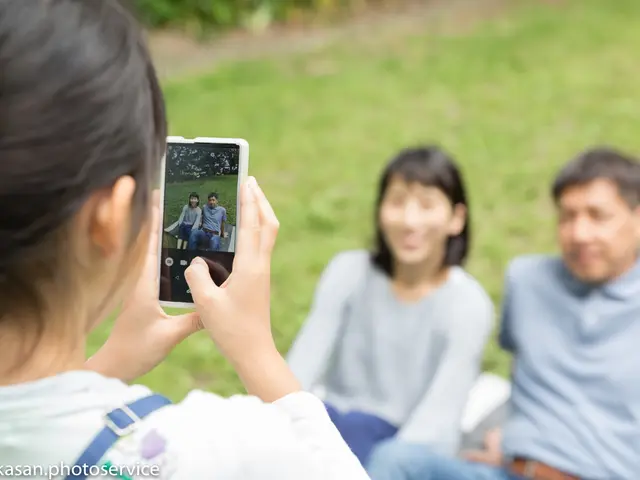 【ロケでもご自宅でも!】ご家族みんなを「笑顔職人」が素敵に撮ります!