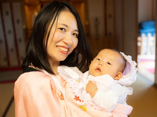 和傘や小道具を使い撮影。A4プリント3枚プレゼント(条件有)