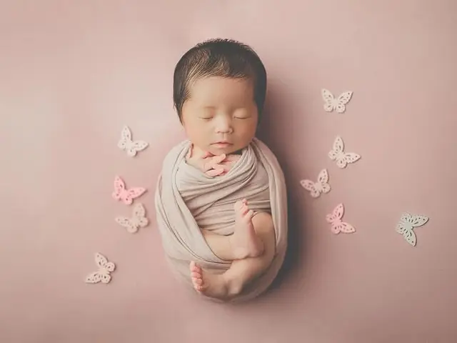 *アンティークな雰囲気のアートニューボーンフォト*2枠、3枠がお得です!