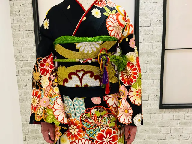 【2月出店】テレビ局勤務歴一級着付け技能士美しい着付けヘアセット別途承り