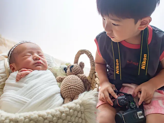 生後6ヶ月ママカメラマンが撮影!赤ちゃんファーストの温かなニューボーンフォト⸝⋆