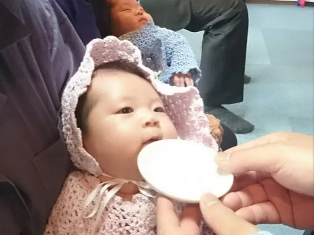 小さな天使、泣いても、笑っても、眠っていても愛おしい。ママには美顔マジック付き