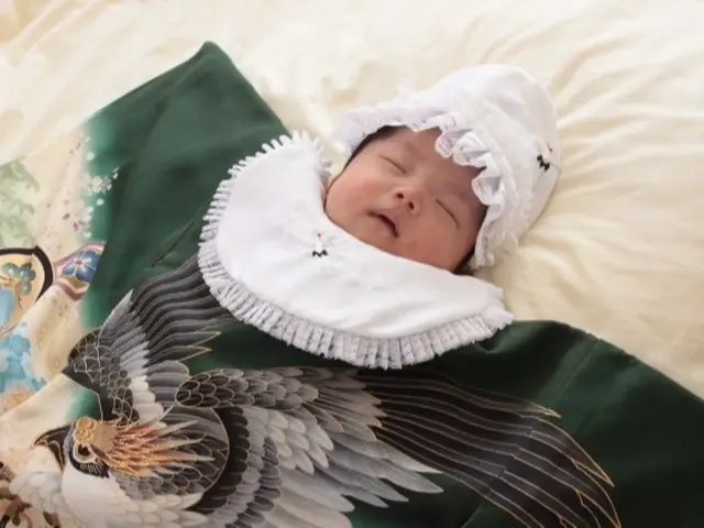 小さな天使、泣いても、笑っても、眠っていても愛おしい。ママには美顔マジック付き