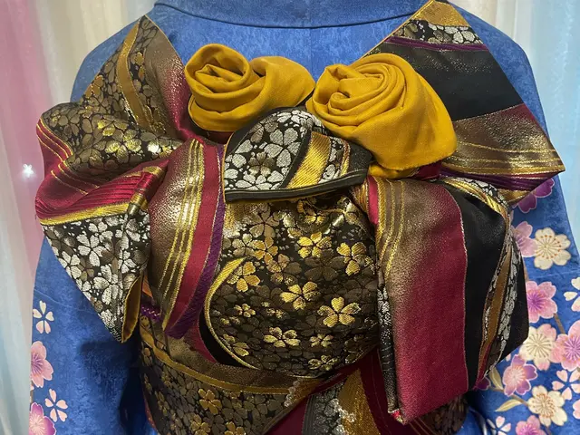 ☆年間で着物の活動を行う現役着付師です☆七五三、訪問着、結婚式の着付け承り中!