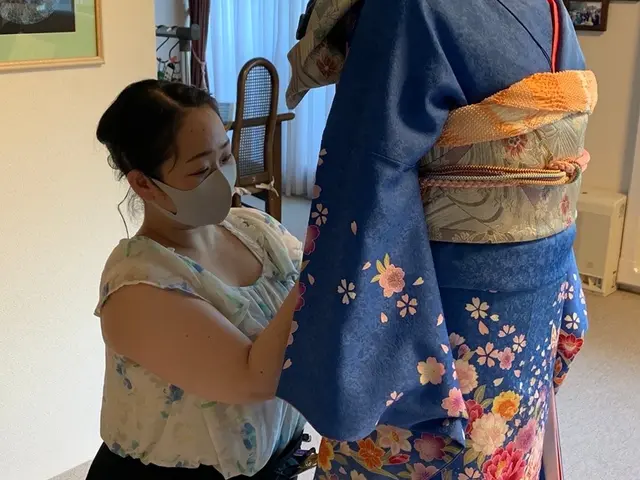 ☆年間で着物の活動を行う現役着付師です☆七五三、訪問着、結婚式の着付け承り中!