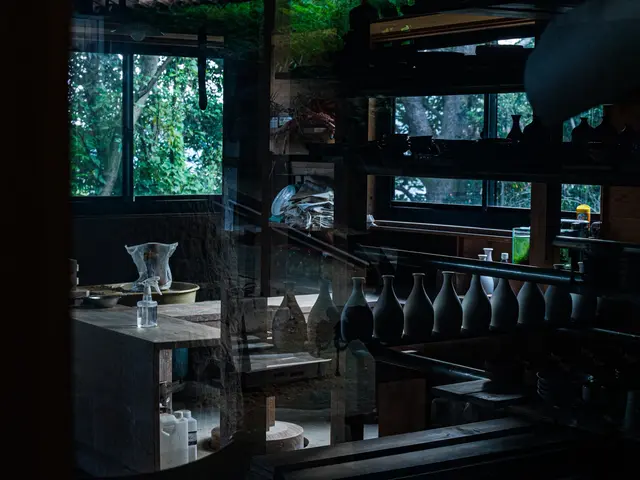 人物から建築まで幅広く撮影可能