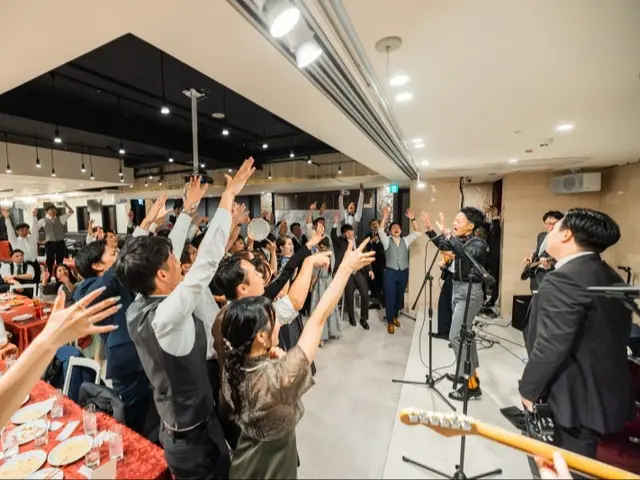【唯一の銀賞店】出張カメラマン全国1位の銀賞店★アルバム・動画制作可★交通費込