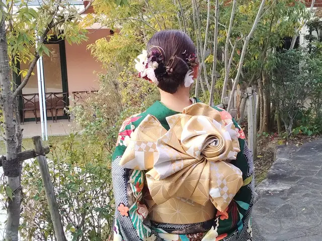 【業歴15年】1級着付け技能師 お客様に寄り添い丁寧な技術を提供させて頂きます。