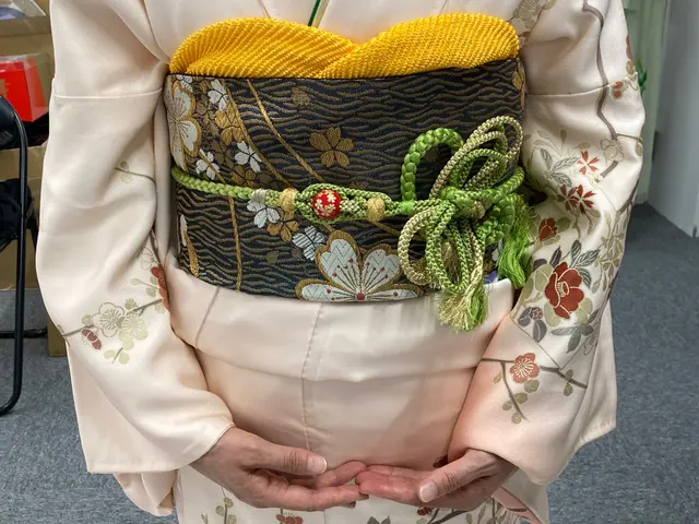 元CAがおもてなしの心とホスピタリティで丁寧にお着付けします!