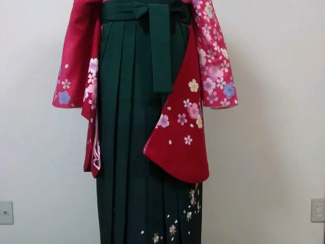 【着付け歴35年】綺麗で着崩れ無く着てて楽な着付けです。格安レンタルあります。