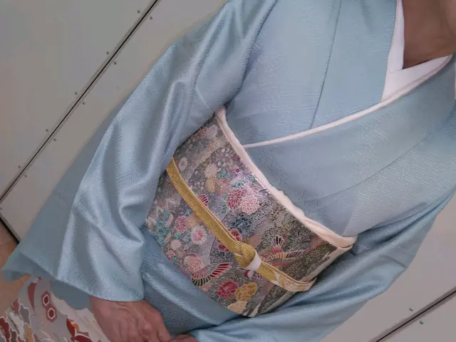 【着付け歴35年】綺麗で着崩れ無く着てて楽な着付けです。格安レンタルあります。