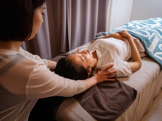 【フォトマスター文部科学省後援】72時間以内に色相.彩度.明度.調整納品致します