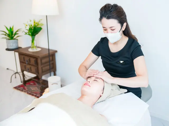 【フォトマスター文部科学省後援】72時間以内に色相.彩度.明度.調整納品致します