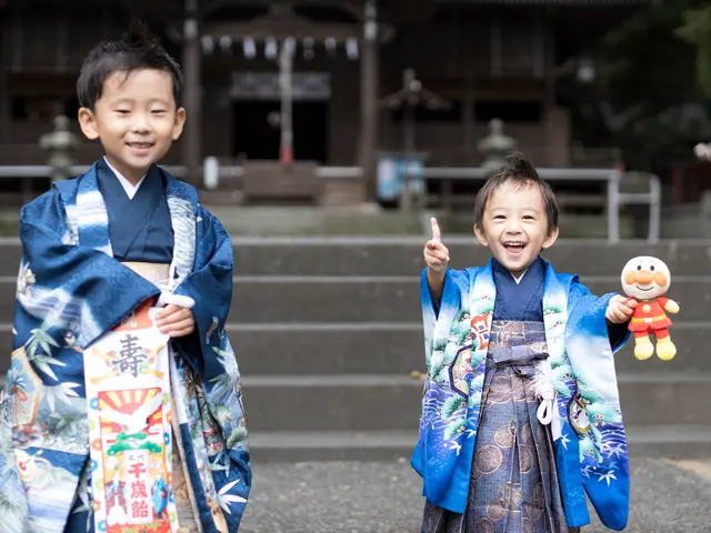 楽しい七五三撮影を行います。和気あいあいの撮影はお問い合わせくださいませ。