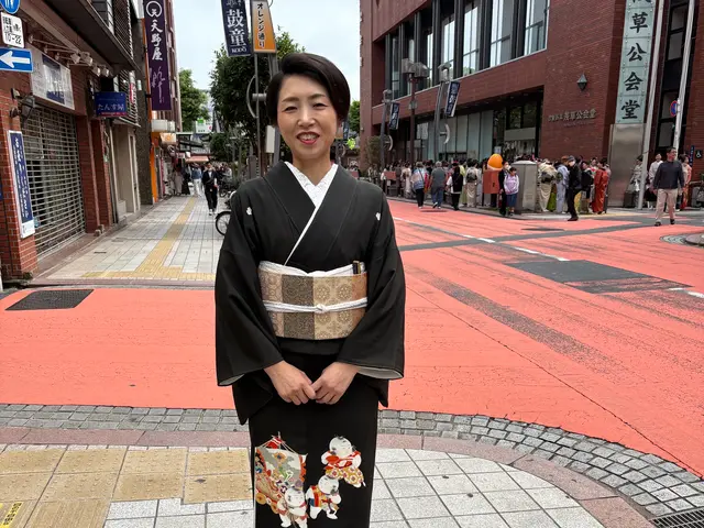 【イベントも手がける和装専門店】モデルの着付もしております。貴女を美しい着姿に!