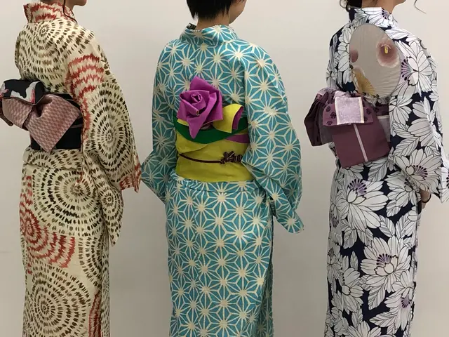 【イベントも手がける和装専門店】モデルの着付もしております。貴女を美しい着姿に!