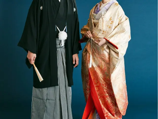 経験豊富な着付師がお着付け致します。婚礼、叙勲、日舞、撮影着付けも致します。