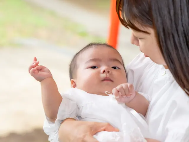 赤ちゃんとご家族の貴重なひとときを鮮やかに記録します