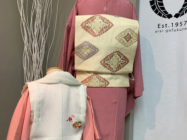 【早朝でもOK!】店長の実家は呉服屋さん◎着崩れしないお着付けいたします