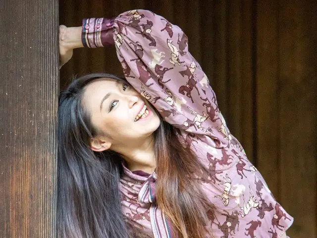 【カップルフォト】飛び抜けた、溢れる笑顔の元気なシャープな写真をお撮りします