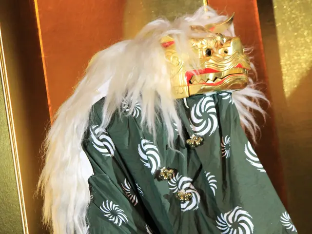 【鳳條ノ会】●芸者 ●日本舞踊 ●和のパフォーマンス集団 を扱っています。