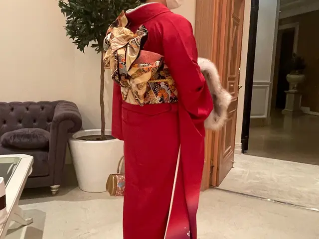 綺麗な着姿でお客様を笑顔にして差し上げます。是非ご用命くださいませ。