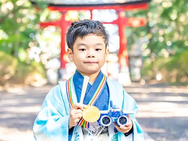 お子様が成長しアルバムを開くと《その時の会話やキモチ溢れるお宮参り》を撮ります。