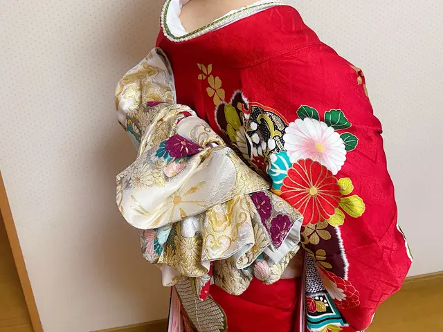 【業歴10年の経験と実績】ヘアメイクも同時予約可能。早朝でも対応いたします♩