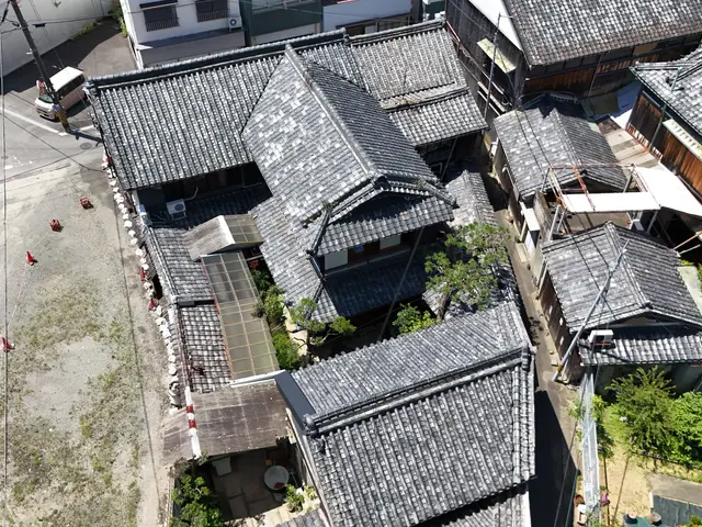 国家資格保有者がお送りする安心・安全ドローン空撮、撮影件数100件以上の経験あり