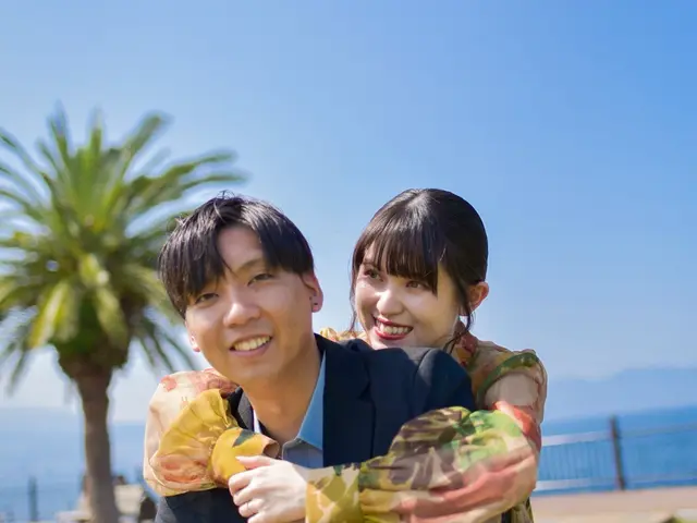 日常の延長にある、特別なふたりの時間を写します。