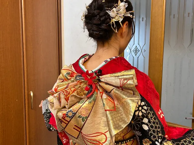 【出張着付け】七五三着付け受け付け中! ヘアセット込み価格です♡