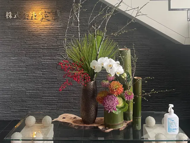 ご自宅、各種会場でのお花の装飾    花束のご依頼お任せ下さい