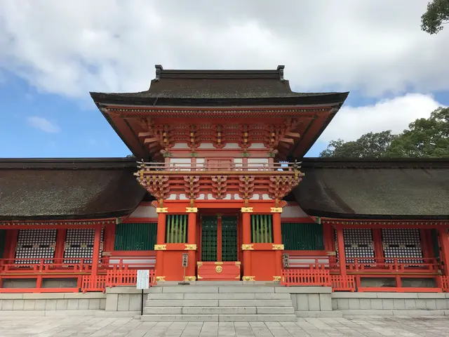 【女性カメラマン】神社同行。お宮参りに100日祝♪自然な表情の写真を撮影します