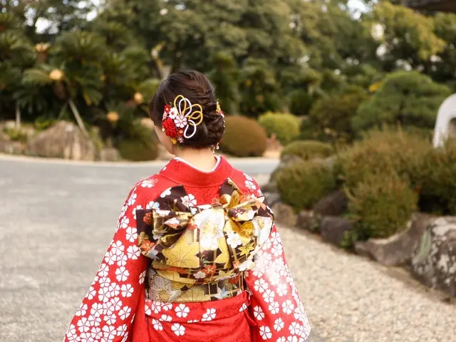 ≪一級着付け技能士≫婚礼衣装*振袖*卒業袴*訪問着等お支度をお手伝させて頂きます